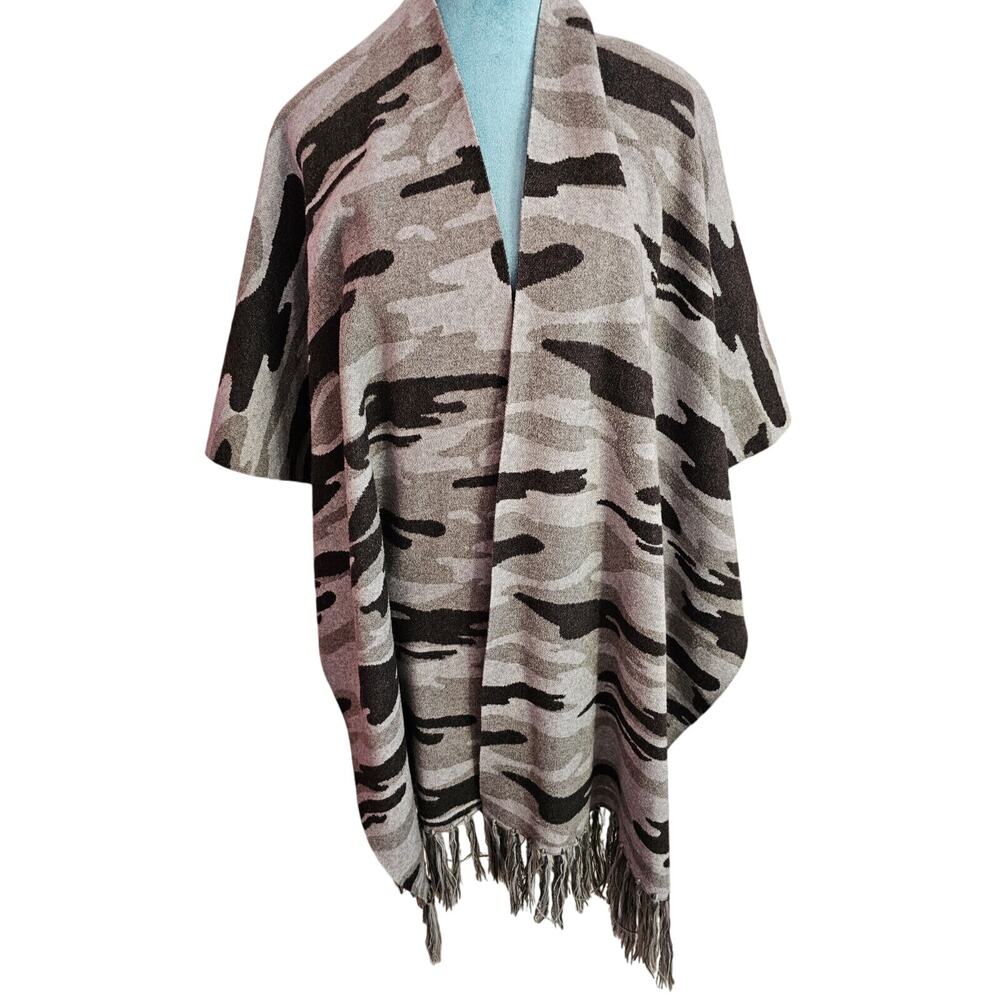 Kerisma Sweater‎ Blanket Wrap Angora Blend Gray Camo One Size Small Medium Large